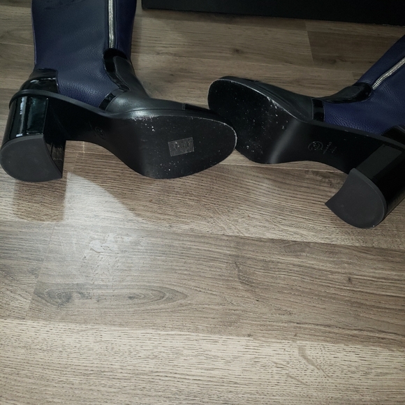 CHANEL RIDING BOOTS - Picture 7 of 13